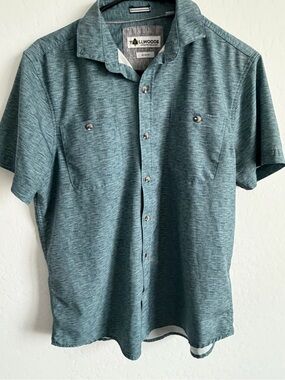 Tallwoods Men's Short Sleeve Teal Button-Down Casual Shirt